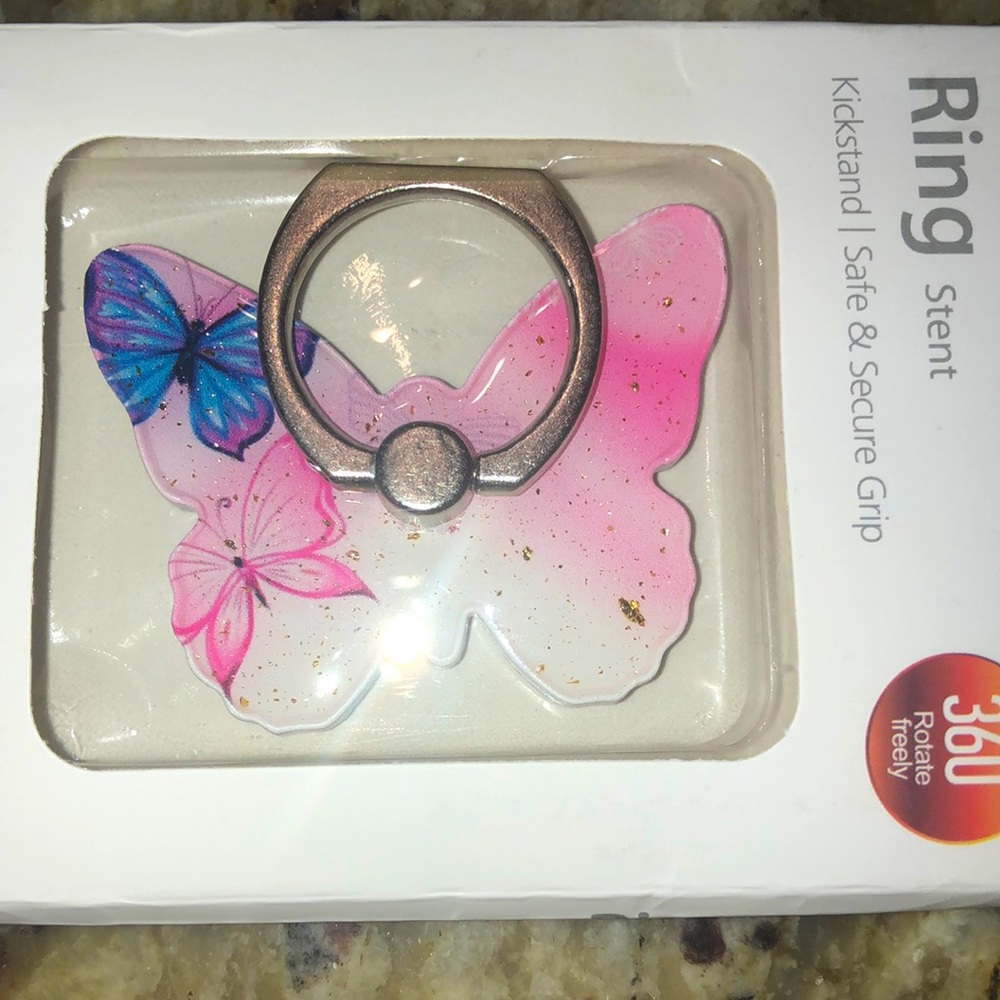 NWT- 🦋 Butterfly Ring Phone Holder